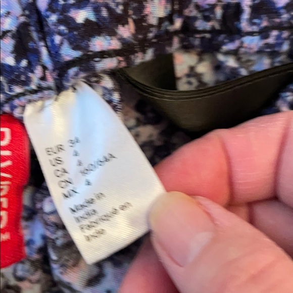 Floral dress shorts size 4 - Picture 5 of 5